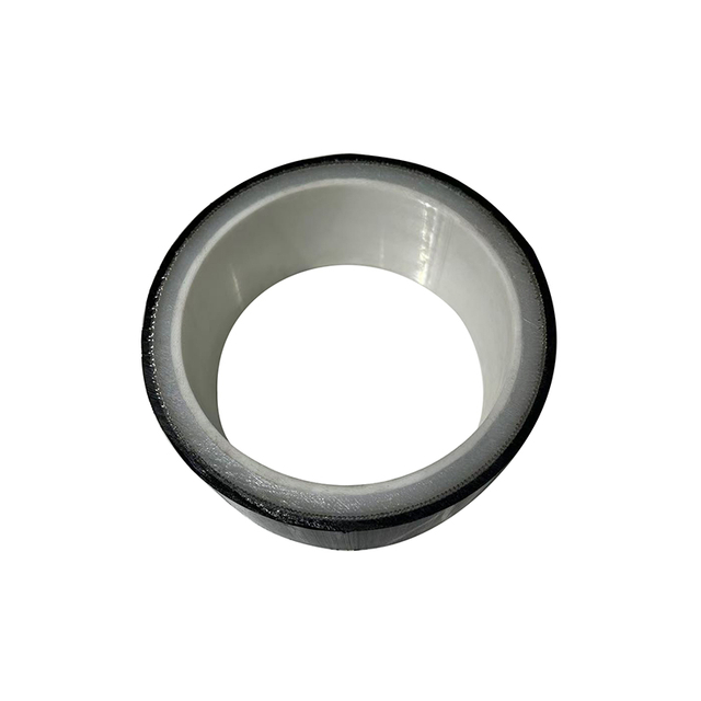 Tuyau composite r&eacute;sistant &agrave; l'usure en poly&eacute;thyl&egrave;ne renforc&eacute; de fibres d'acier